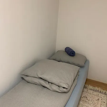 Cozy In The Heart Of Center!