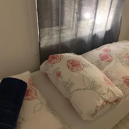 Cozy In The Heart Of Center! *